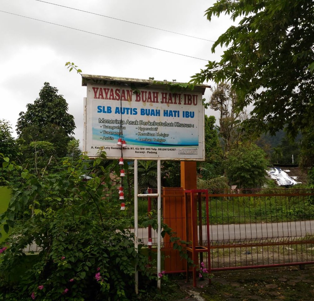 SLB AUTIS BUAH HATI IBU